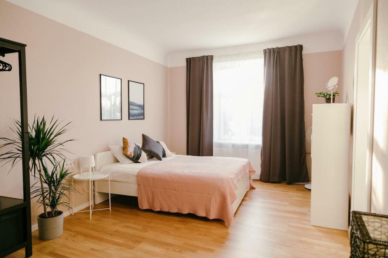 Izu Home Riga Exteriör bild
